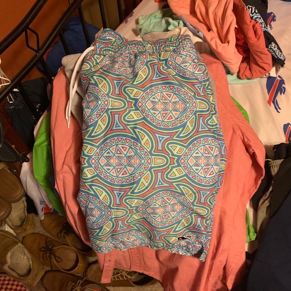 Vineyard vines swim suit - Picture 1 of 1